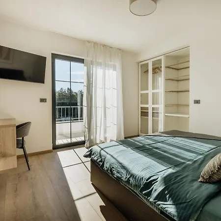 Nina By Interhome Vila *