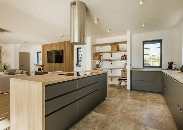 Nina By Interhome 브르토니글라