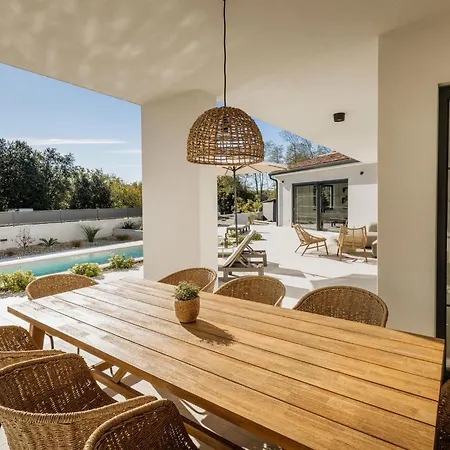 Villa Nina By Interhome Brtonigla